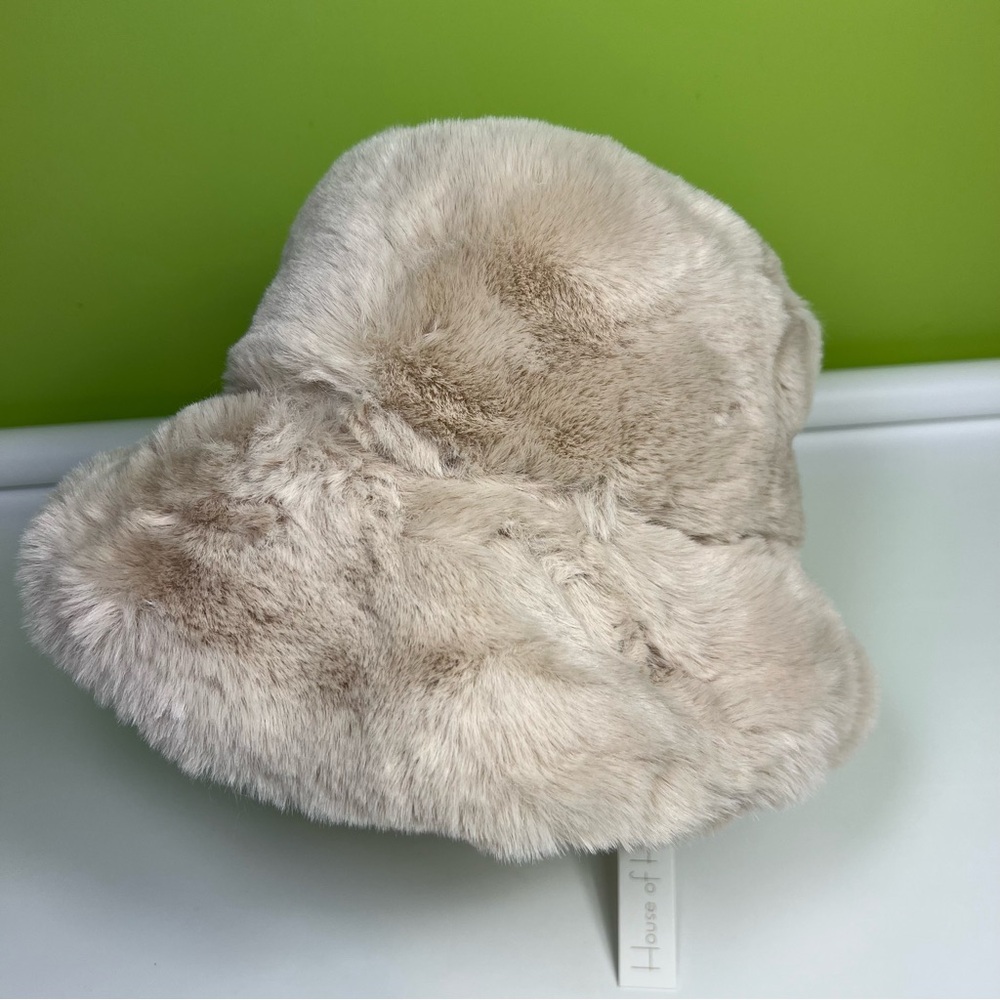 House of Harlow 1960 Faux Fur Bucket Hat NWT - Picture 2 of 4